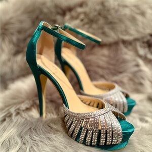 Elegant Teal and Silver Women's Colin Stuart Heels